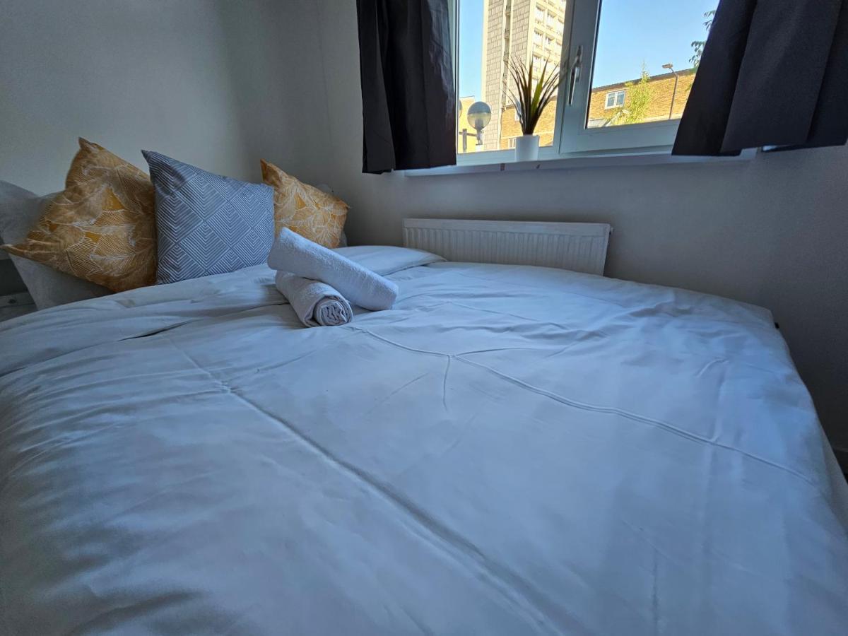 Towerhill Rooms London Exteriör bild