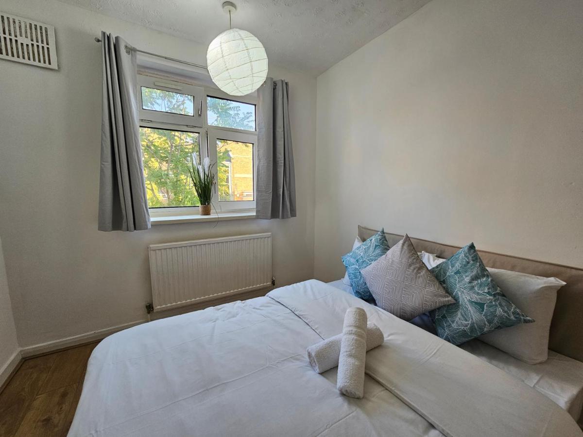 Towerhill Rooms London Exteriör bild
